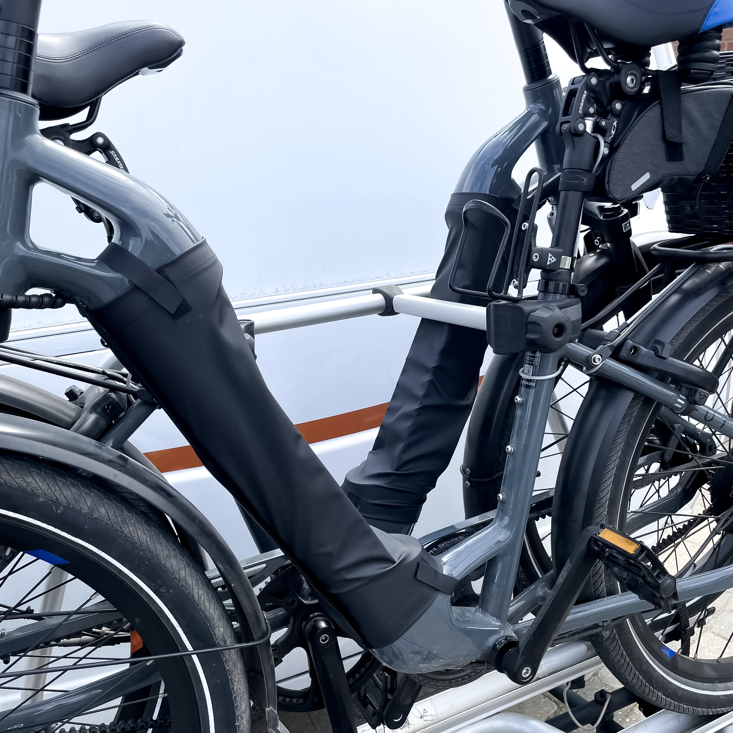 eMiles Batteri Cover - Regnstof 1 eMiles Batteri Cover - Regnstof